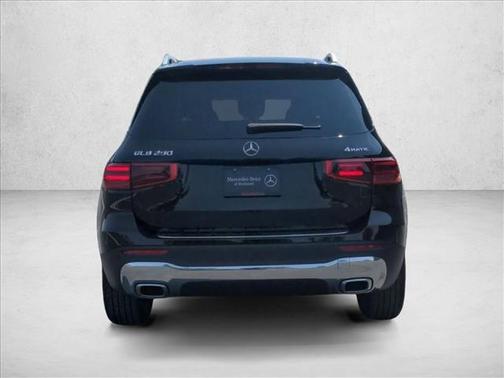2025 Mercedes-Benz GLB 250 4MATIC
