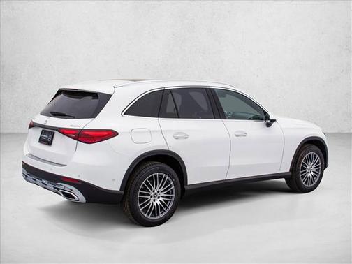 Polar White 2026 Mercedes-Benz GLC 300 4MATIC