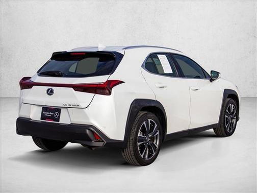 2024 Lexus UX 250h Base