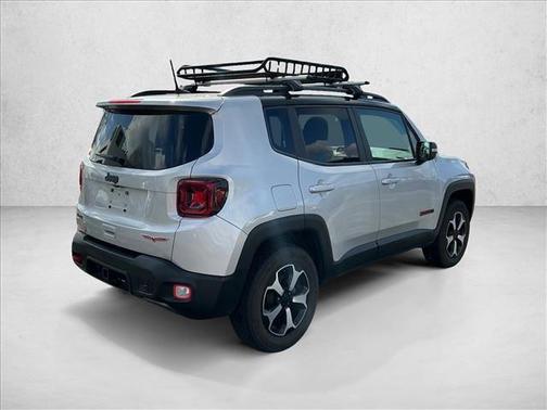 Glacier Metallic Clearcoat 2019 Jeep Renegade Trailhawk