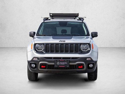 Glacier Metallic Clearcoat 2019 Jeep Renegade Trailhawk