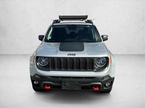 Glacier Metallic Clearcoat 2019 Jeep Renegade Trailhawk