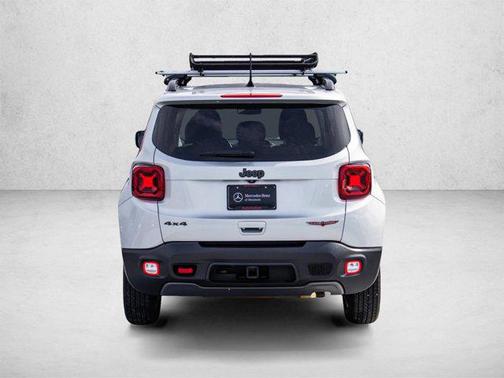 Glacier Metallic Clearcoat 2019 Jeep Renegade Trailhawk