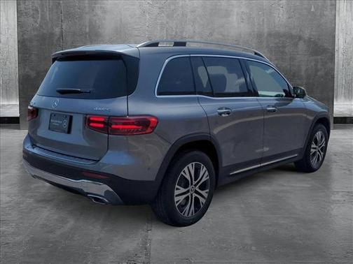 2025 Mercedes-Benz GLB 250 4MATIC