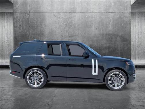 2023 Land Rover Range Rover Autobiography