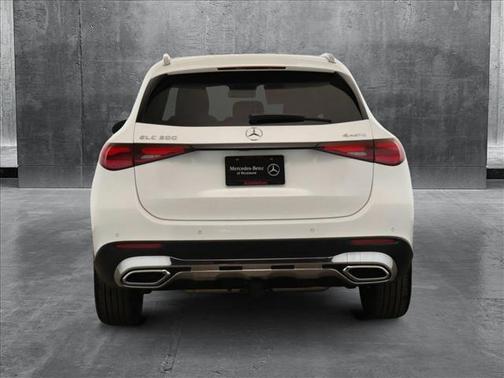 2025 Mercedes-Benz GLC 300 4MATIC