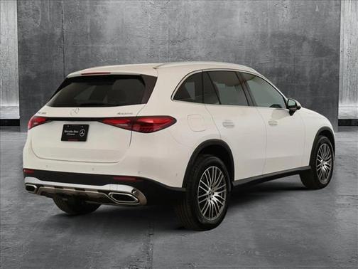 2025 Mercedes-Benz GLC 300 4MATIC