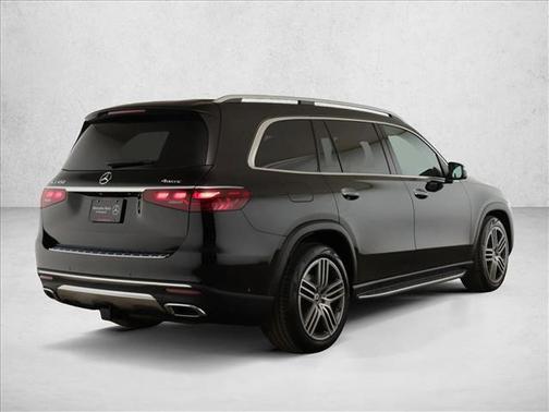 2025 Mercedes-Benz GLS 450 4MATIC