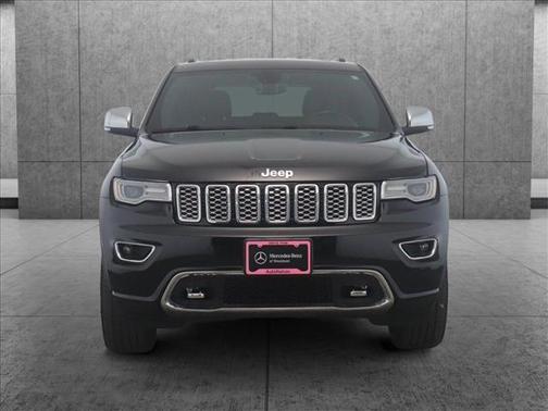 Photo 2 of 26 of 2017 Jeep Grand Cherokee Overland