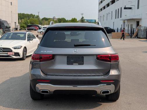 2021 Mercedes-Benz GLB 250 4MATIC