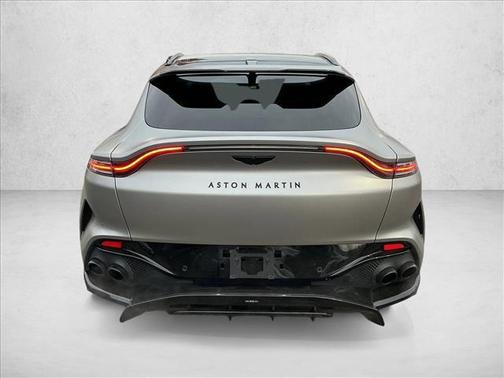 2024 Aston Martin DBX 707
