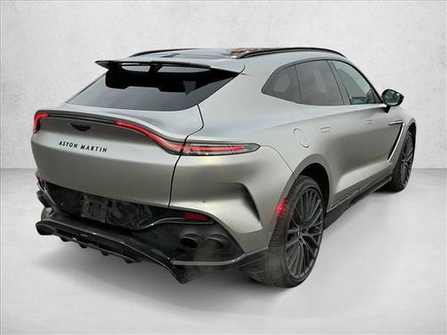 2024 Aston Martin DBX 707