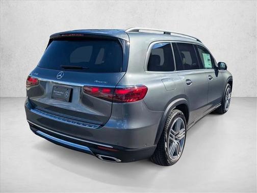 2026 Mercedes-Benz GLS 450 4MATIC