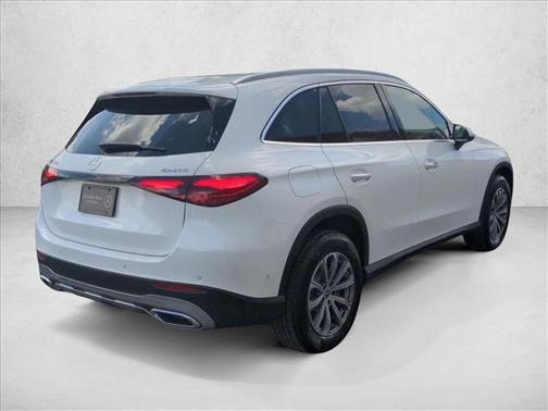 2025 Mercedes-Benz GLC 300 4MATIC