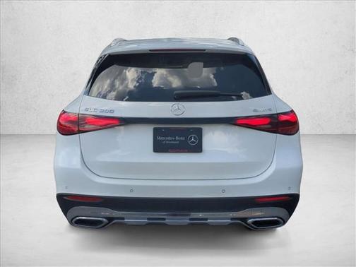 2025 Mercedes-Benz GLC 300 4MATIC