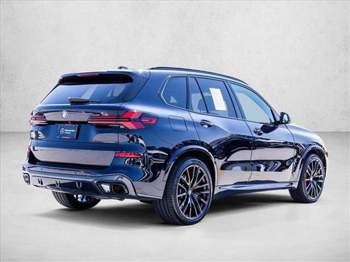 Carbon Black Metallic 2025 BMW X5 xDrive40i