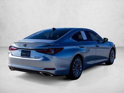 2022 Lexus ES 350 Ultra Luxury