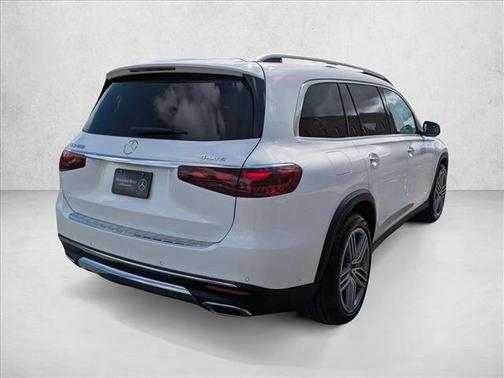 2026 Mercedes-Benz GLS 450 4MATIC