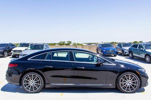 Black 2026 Mercedes-Benz EQS 450 4MATIC