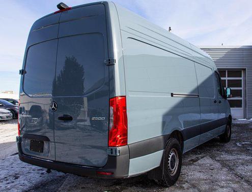 2025 Mercedes-Benz Sprinter 2500 High Roof