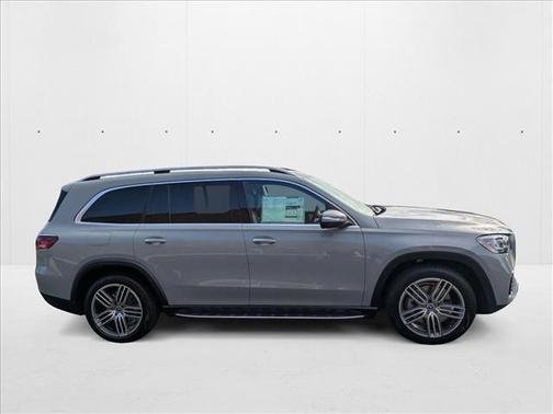 2026 Mercedes-Benz GLS 450 4MATIC
