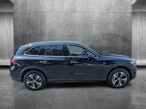 2025 Mercedes-Benz GLC 350e Base