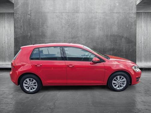 2017 Volkswagen Golf TSI Wolfsburg Edition 4-Door