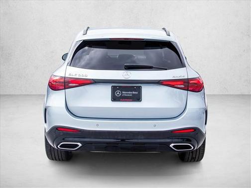 Cirrus Silver Metallic 2026 Mercedes-Benz GLC 300 4MATIC
