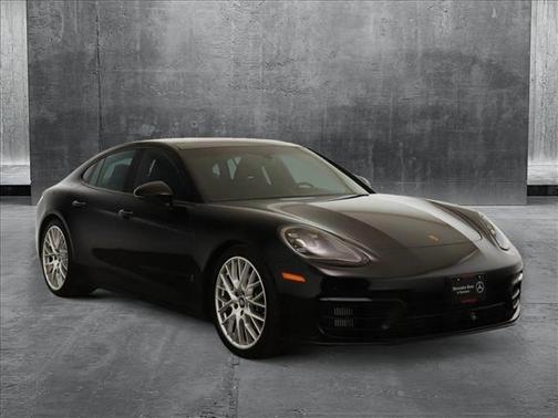 2022 Porsche Panamera Platinum Edition