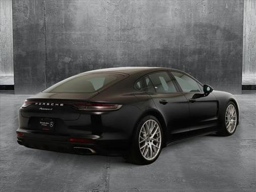 2022 Porsche Panamera Platinum Edition