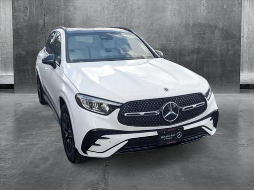 2025 Mercedes-Benz GLC 300 4MATIC