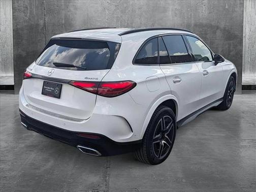 2025 Mercedes-Benz GLC 300 4MATIC