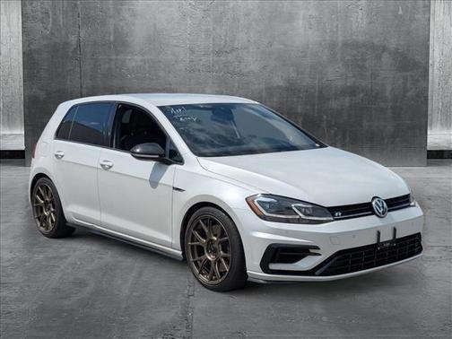 2019 Volkswagen Golf R 2.0T DSG
