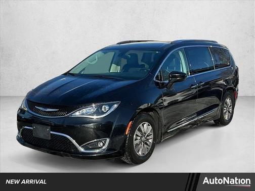 2019 Chrysler Pacifica Touring-L Plus