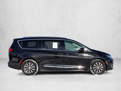 2019 Chrysler Pacifica Touring-L Plus