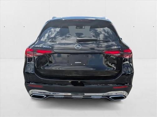 2025 Mercedes-Benz GLC 350e Base