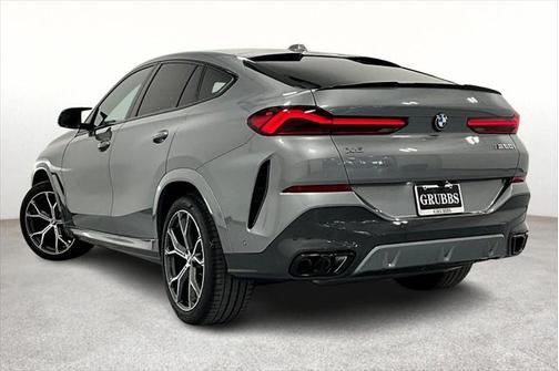 2025 BMW X6 M60i