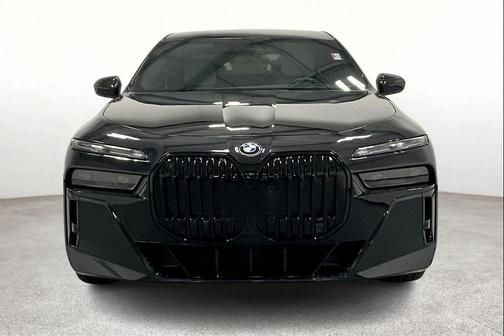 2023 BMW 760 i xDrive