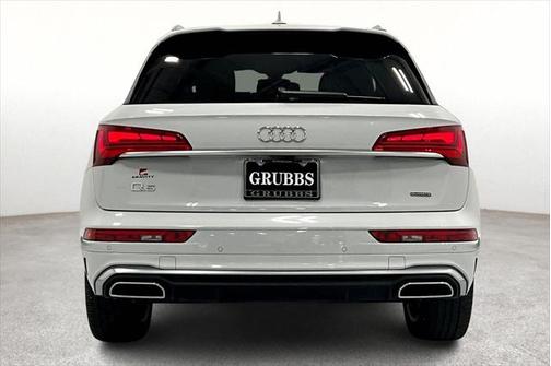 2022 Audi Q5 45 S line Premium