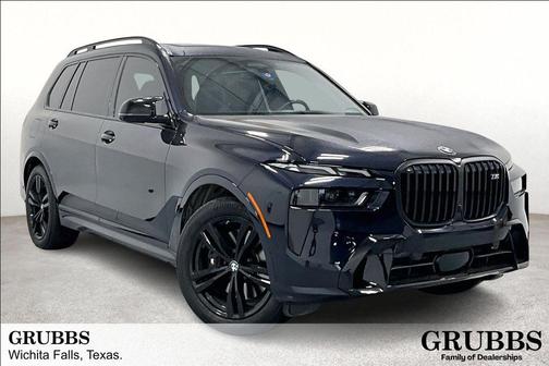 2023 BMW X7 M60i