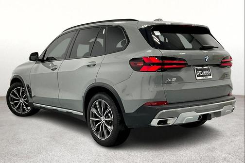 2025 BMW X5 xDrive40i