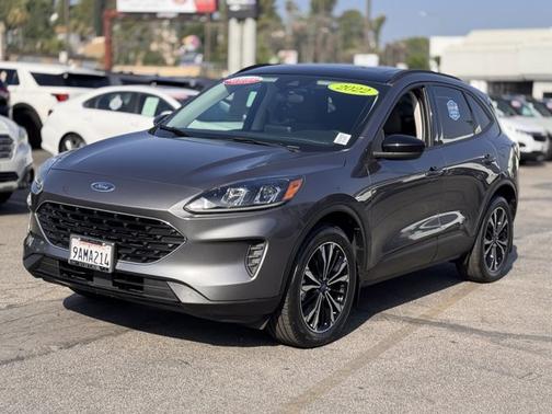 2022 Ford Escape SE