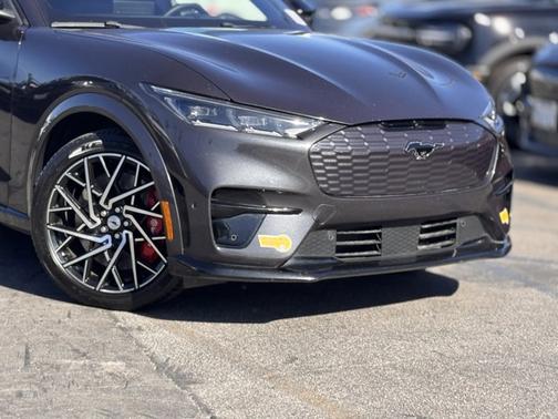 2021 Ford Mustang Mach-E GT