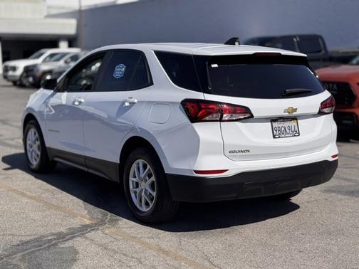 2022 Chevrolet Equinox LS