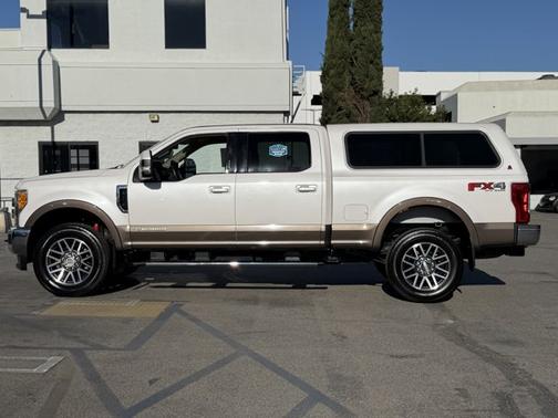 2017 Ford F-250 LARIAT