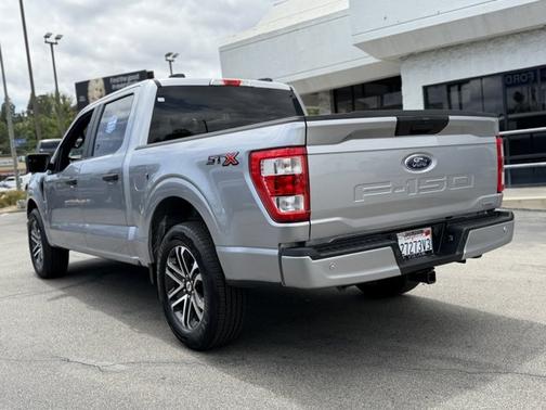 ICONIC SILVER METALLIC 2023 Ford F-150 XL