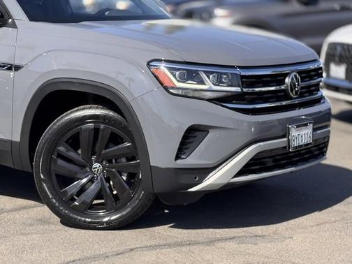 2021 Volkswagen Atlas Cross Sport 2.0T SE W/ TECHNOLOGY