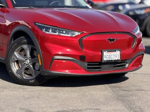 2023 Ford Mustang Mach-E SELECT