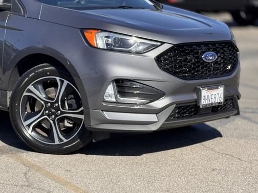 2023 Ford Edge ST