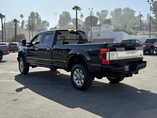 2018 Ford F-350 PLATINUM